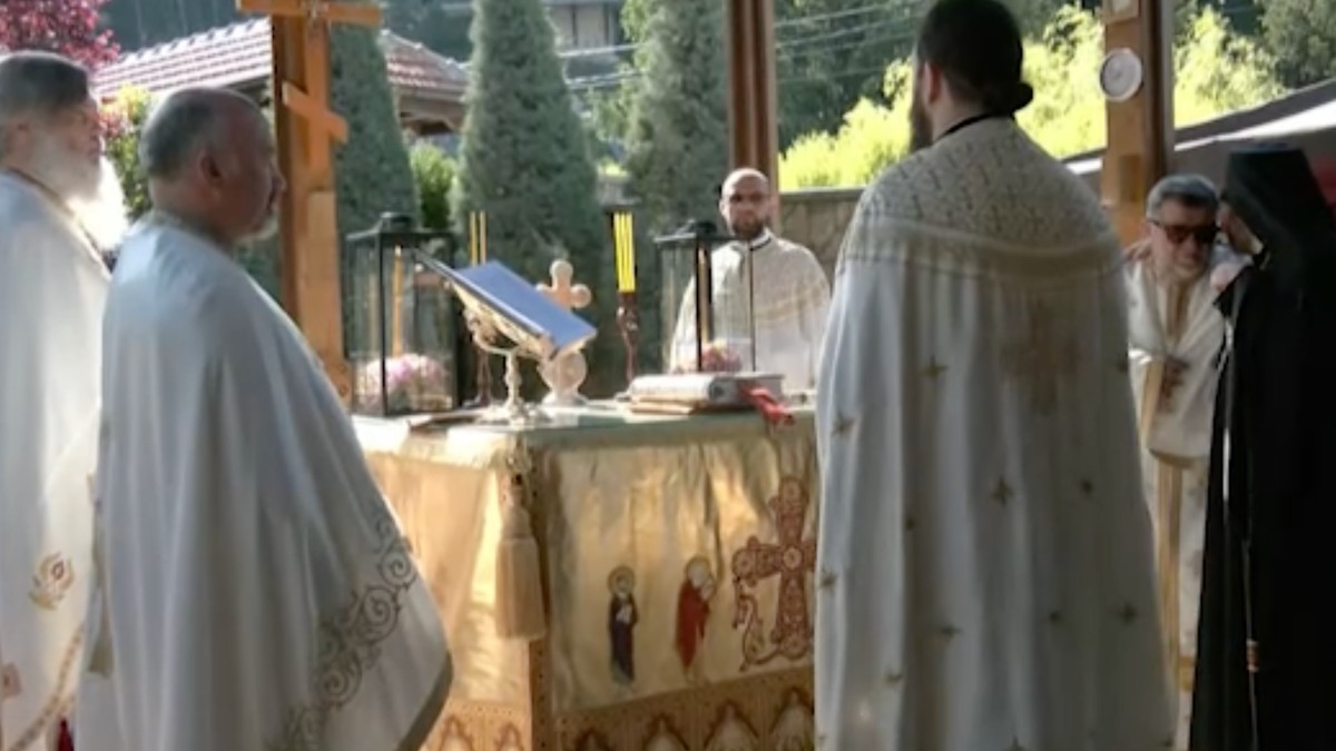 Obretenje moštiju Svetog Zosima u manastiru Tumane