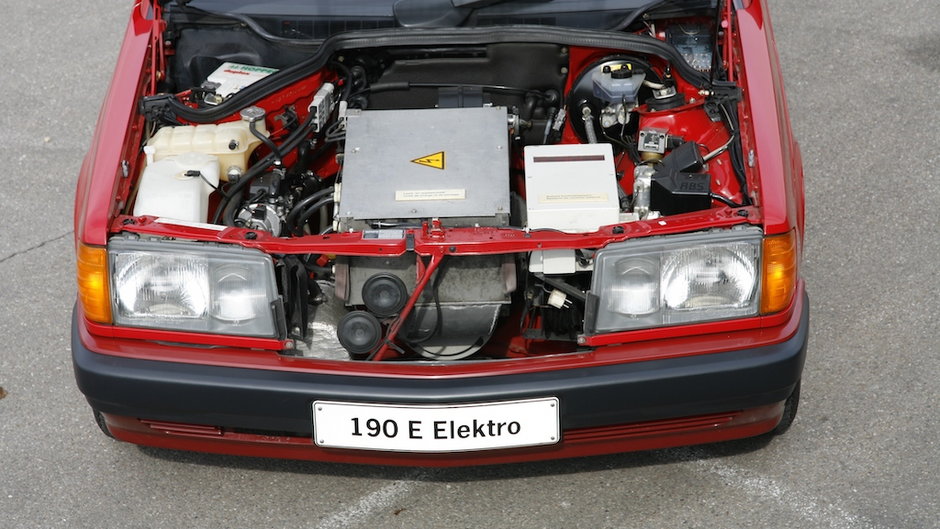 Mercedes 190 z napędem elektrycznym