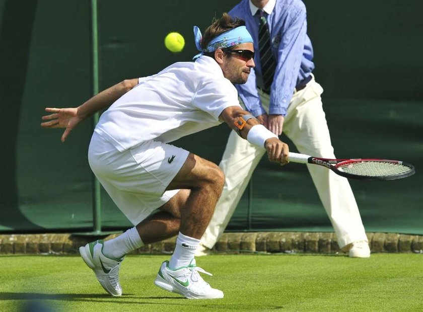 Pokonał wielkoluda. Kubot w trzeciej rundzie wielkoszlemowego turnieju na trawiastych kortach w Wimbledonie.