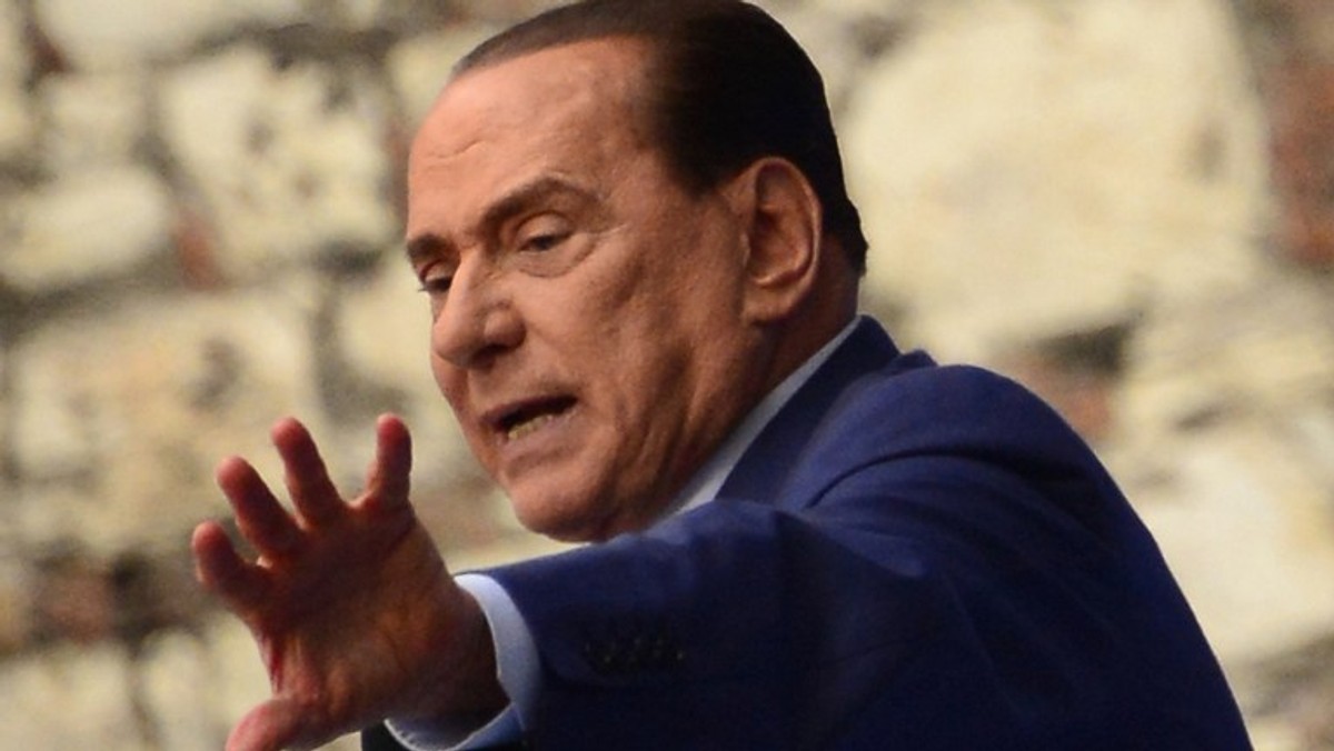 Sprawa sądowa byłego premiera Włoch Silvio Berlusconiego wywołała poważne napięcie w kruchej koalicji rządowej centrolewicy i centroprawicy. Partia Lud Wolności Berlusconiego doprowadziła do odwołania narady koalicji i zablokowania prac parlamentu.