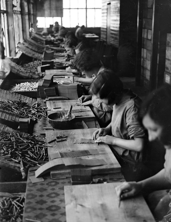 Kobiety pracujące w fabryce fajerwerk w Yorkshire (Wielka Brytania)