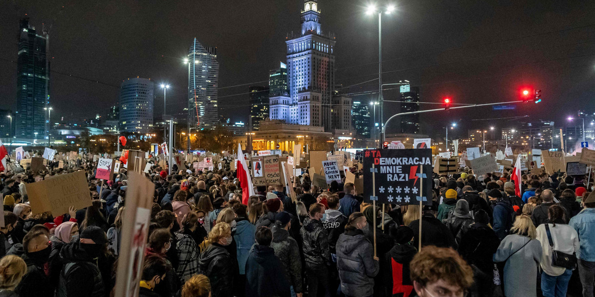 Rzecznik Episkopatu: Udział w protestach to grzech