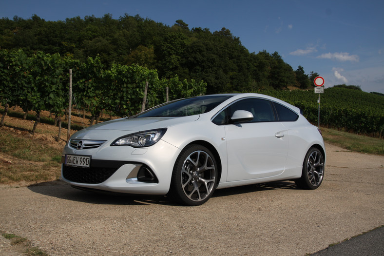 Opel Astra OPC (pierwsza jazda)