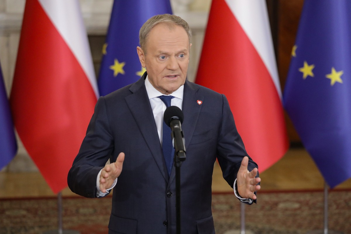 Tusk uderzył w Morawieckiego nagraniem z Mentzenem. Lider Konfederacji wbił premierowi szpilę