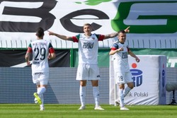 Udana pogoń Śląska. Exposito wybił Warcie puchary z głowy [WIDEO]