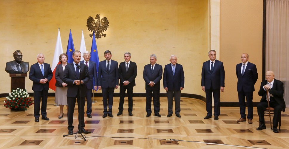 Uroczystości z okazji 25-lecia powołania rządu Tadeusza Mazowieckiego, z udziałem premiera Donalda Tuska, byłych szefów rządów po 1989 r. oraz najbliższej rodziny Tadeusza Mazowieckiego w KPRM w Warszawie