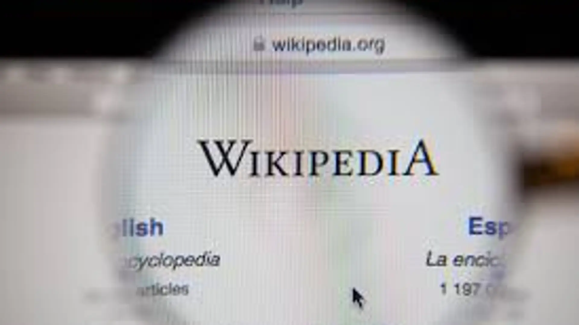 "Otwartość internetu jest zagrożona". Polska Wikipedia wyłączona na dobę. To protest