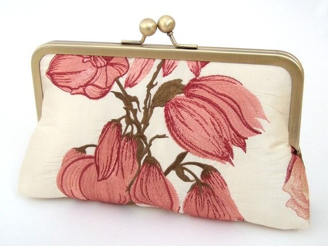 Kwiatowe kopertówki od Red Ruby Rose