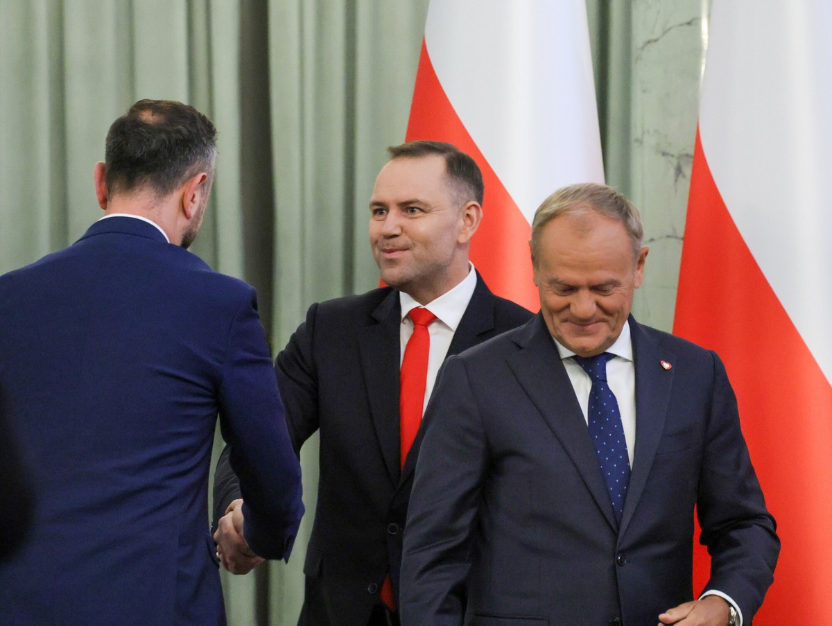 Prezydent wetuje istotną ustawę. Premier pisze o "dwuznaczności"