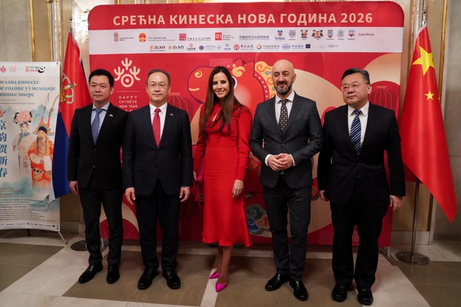 Tamara Vučić na Kineskoj nacionalnoj pekinškoj operi u NP