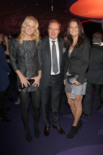 Wojciech Fibak w otoczeniu sióstr Radwańskich - Uli i Agnieszki