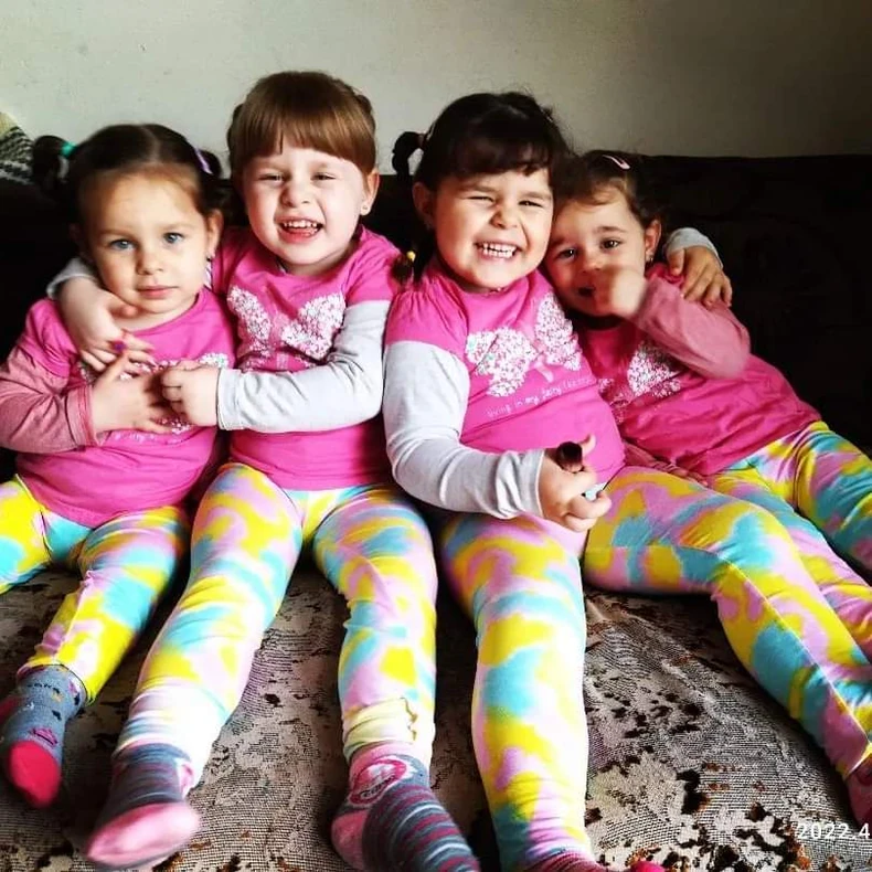 Dva para bliznakinja iz Leskovca