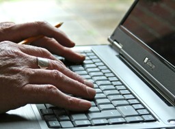 proby wyludzen sms badanie polska