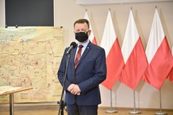 Szef MON: WBH odtajnia dokumenty rzucające nowe światło na dzieje Polski