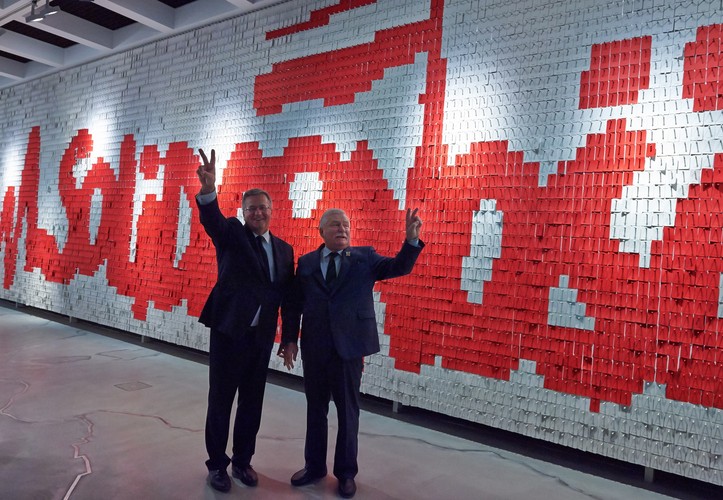 Bronisław Komorowski i Lech Wałęsa