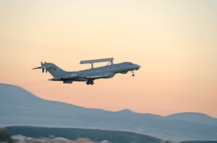 Szwedzki radar w ukraińskim niebie, ale najpierw F-16 do poprawki! A co z polskimi F-16...