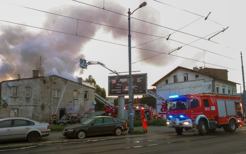 pozar budynku na Gliwickiej