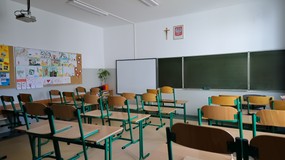 Sejm zajmuje się ratowaniem małych szkół i dotacją podręcznikową