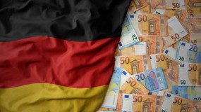 Niemiecki dziennik wzywa rząd do wypłaty pieniędzy Polakom. "Byłyby to emerytury dla 30-50 tys. osób"