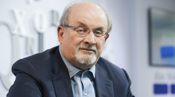 Salman Rushdie elveszítheti a látását, miután a 75 éves írót egy New York-i pódiumbeszélgetésen többször megszúrták a színpadon / Fotó: Northfoto