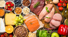 Dieta low carb - na czym polega? Zasady, wpływ na zdrowie i przykładowe jadłospisy