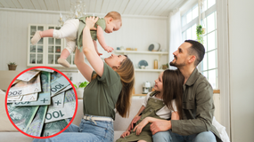 1100 zł miesięcznie zamiast 800 plus, do 25 roku życia dziecka i niezależnie od dochodu – wyższe świadczenie na każde dziecko. Dla kogo?