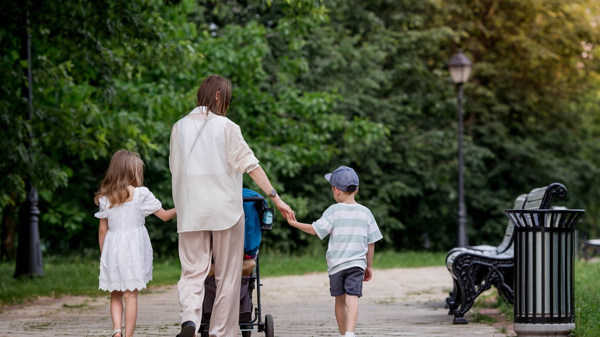 Koje su to dve najveće roditeljske greške zbog kojih deca postaju narcisi, otkriva doktor kliničke psihologije