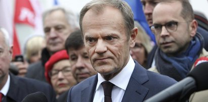 Tusk tłumaczy się ze słów o bolszewikach. Brzmi wiarygodnie?