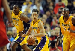 Liga NBA: Fatalny początek sezonu Los Angeles Lakers. Trzy porażki