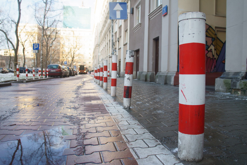 "Słupkoza" na Muranowie w Warszawie