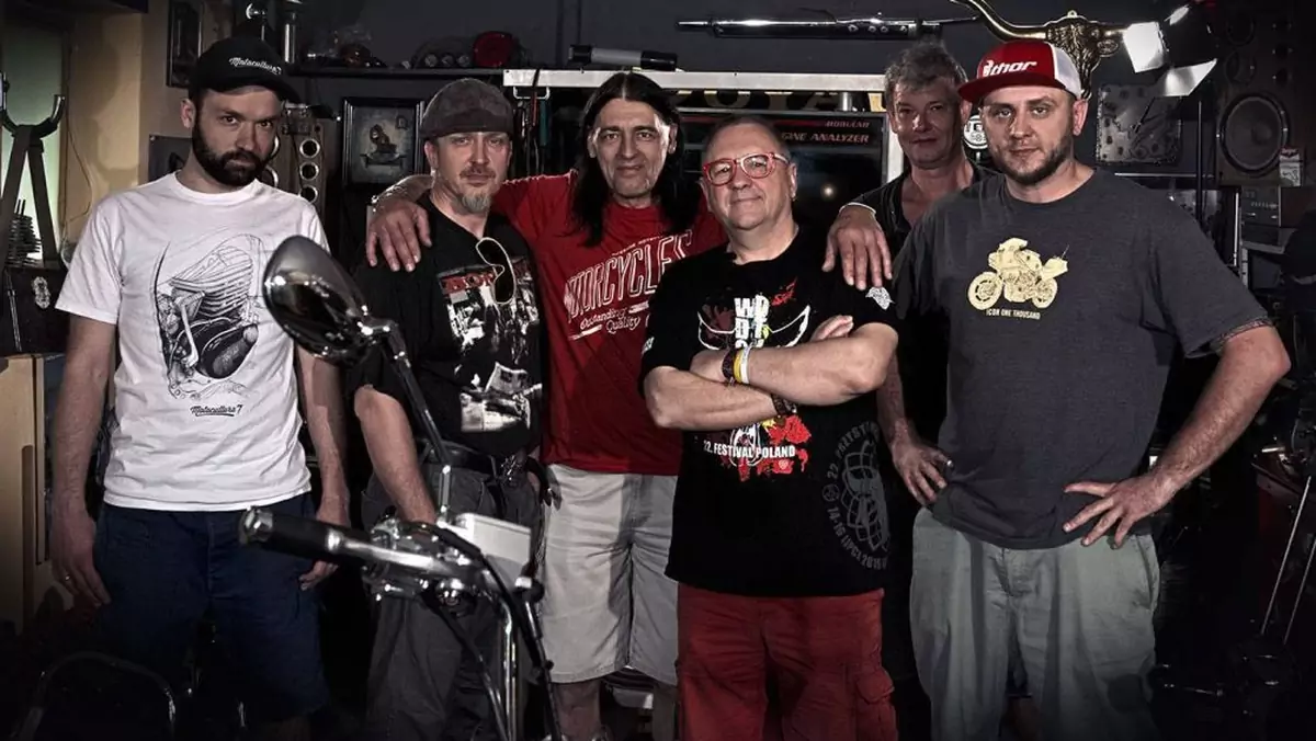 Jurek Owsiak i Aleksander Ostrowski z Motośladu wraz z ekipami Mad Riders i Motocultura7