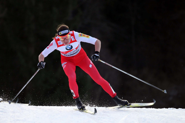 Pech Kowalczyk. Sczepiła się kijkami z Norweżką i przybiegła druga