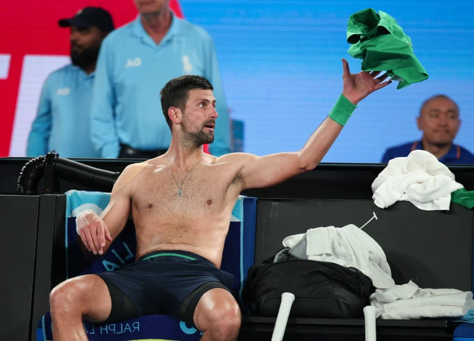 Novak Đoković oko vrata nosi lančić sa krstićem