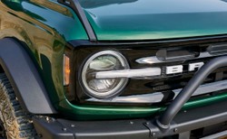 Oto nowe terenowe Fordy. Rządzą z dala od asfaltu