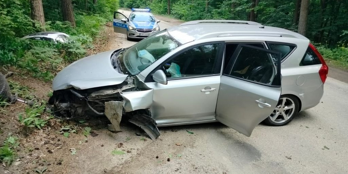 Mosty. Prowadziła auto, będąc pod wpływem alkoholu. Ranny 5-letni synek kobiety.