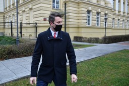 Kiedy kolejne decyzje w sprawie obostrzeń? Rzecznik rządu komentuje