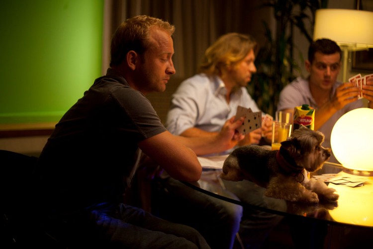 KOMEDIA, KTÓRA NIE ŚMIESZY<br /><br />
Kac Wawa – producent Waldemar Leszczyński