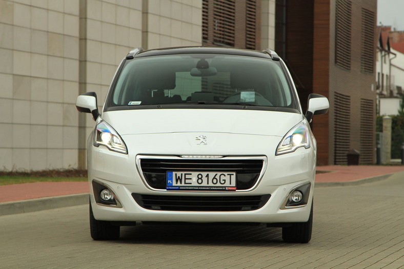 Peugeot 5008 - Modny i oszczędny van