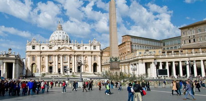 Szpiegowski skandal w Watykanie! Kobieta zausznikiem papieża