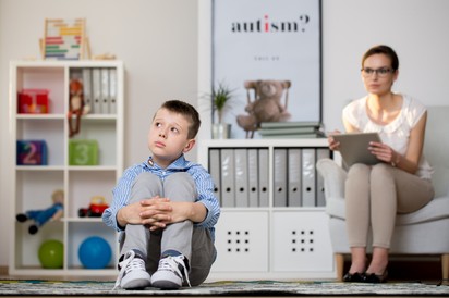 Autizmus spektrum zavar: ez az összefüggés az ASD és az Asperger-szindróma között