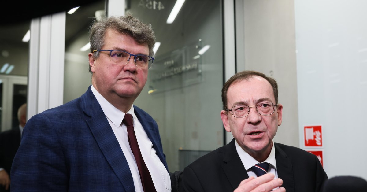 Zwrot w sprawie wygaśnięcia mandatu Macieja Wąsika. Sąd Najwyższy zdecydował