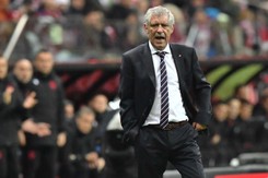 Minister sportu: Oczekiwania wobec Santosa nie są zbyt duże. Awans jest obowiązkiem