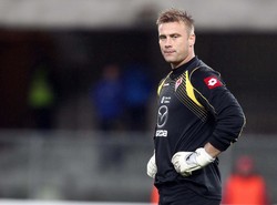 Boruc pokonany dwa razy. Fiorentina idzie na dno. Zobacz gole