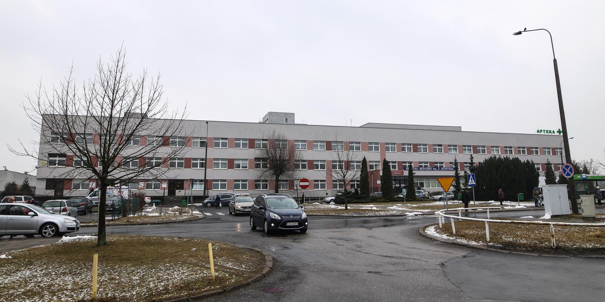 Na zdjęciu Szpital Miejski im. J. Strusia w Poznaniu, gdzie ratowano 35-latkę