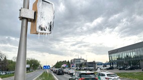 Fotoradar rekordzista zniszczony. Konkolewski: Mam przykrą wiadomość dla sprawcy