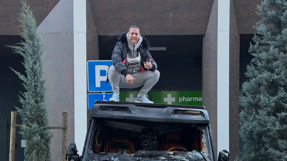 Baka Prase se javno obratio reketašima nakon što mu je zapaljen džip od 500.000 evra