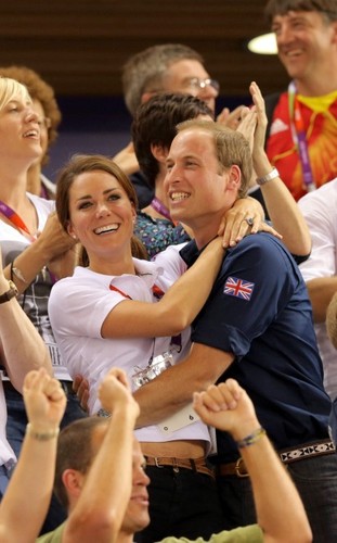 Igrzyska Olimpijskie Londyn 2012: księżna Catherine i książę William na trybunach
