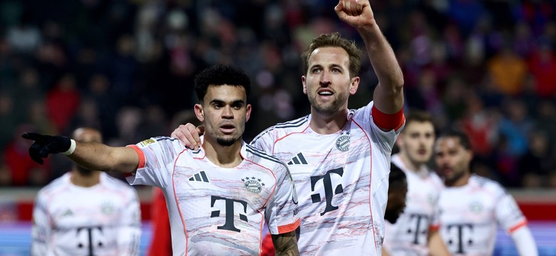 Bayern nadal niepokonany w Bundeslidze. Bez goli w "polskim" meczu