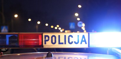 Ranny policjant i postrzelony 67-latek