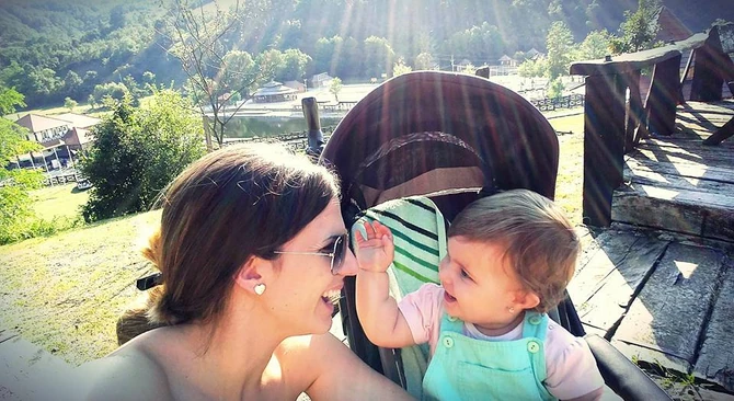 Kristina sa ćerkom Magdalenom
